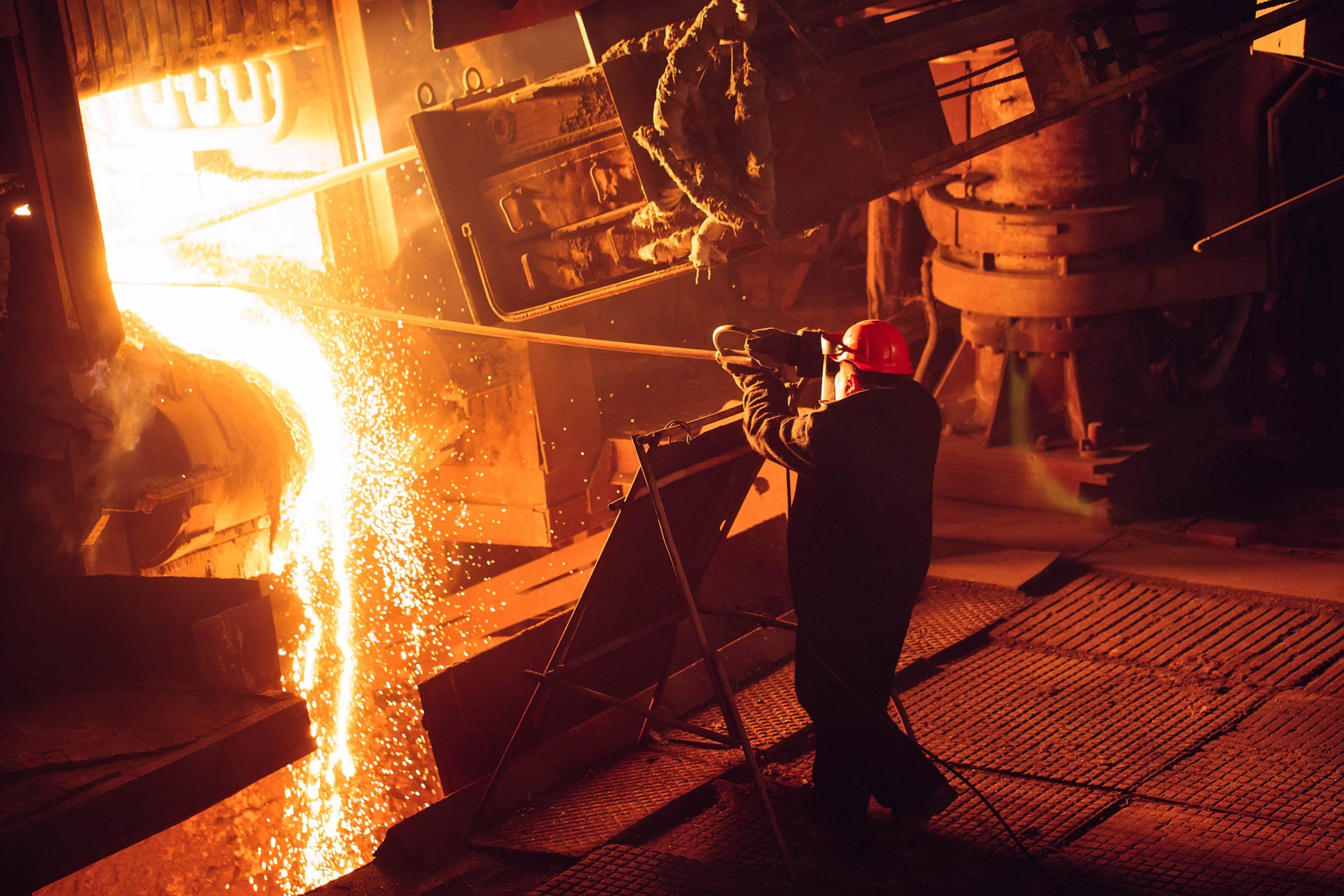 Person using FORGE Steel